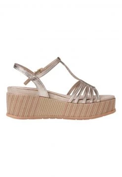 Marco Tozzi BY GUIDO MARIA KRETSCHMER Sandales à Plateforme Platinum Femme 9 Marco Tozzi BY GUIDO MARIA KRETSCHMER Sandales à Plateforme Platinum Femme -Marco Tozzi Soldes Magasin 2bf196896f6e4e32955d97f1d5710f69
