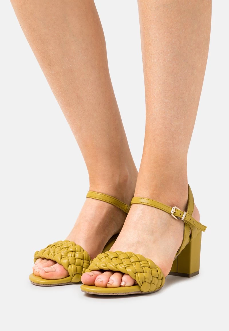 Marco Tozzi Sandales Kiwi Femme 1 Marco Tozzi Sandales Kiwi Femme