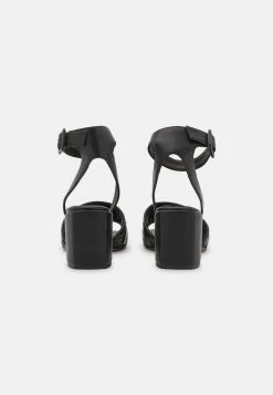 Marco Tozzi BY GUIDO MARIA KRETSCHMER Sandales Black Femme 9 Marco Tozzi BY GUIDO MARIA KRETSCHMER Sandales Black Femme -Marco Tozzi Soldes Magasin 74d68f04d9394665a50767e42b67edfe