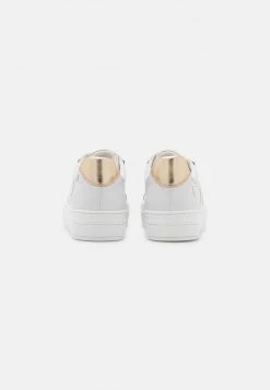 Marco Tozzi Baskets Basses White Femme 9 Marco Tozzi Baskets Basses White Femme -Marco Tozzi Soldes Magasin 7601e0d5a623420f8e316e8b8f4cb856