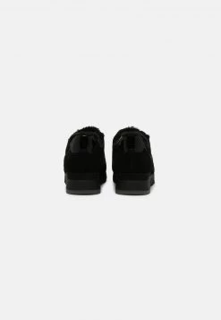 Marco Tozzi Baskets Basses Black Femme 9 Marco Tozzi Baskets Basses Black Femme -Marco Tozzi Soldes Magasin 89ec3d48c27d4a42a64138c39bb55399