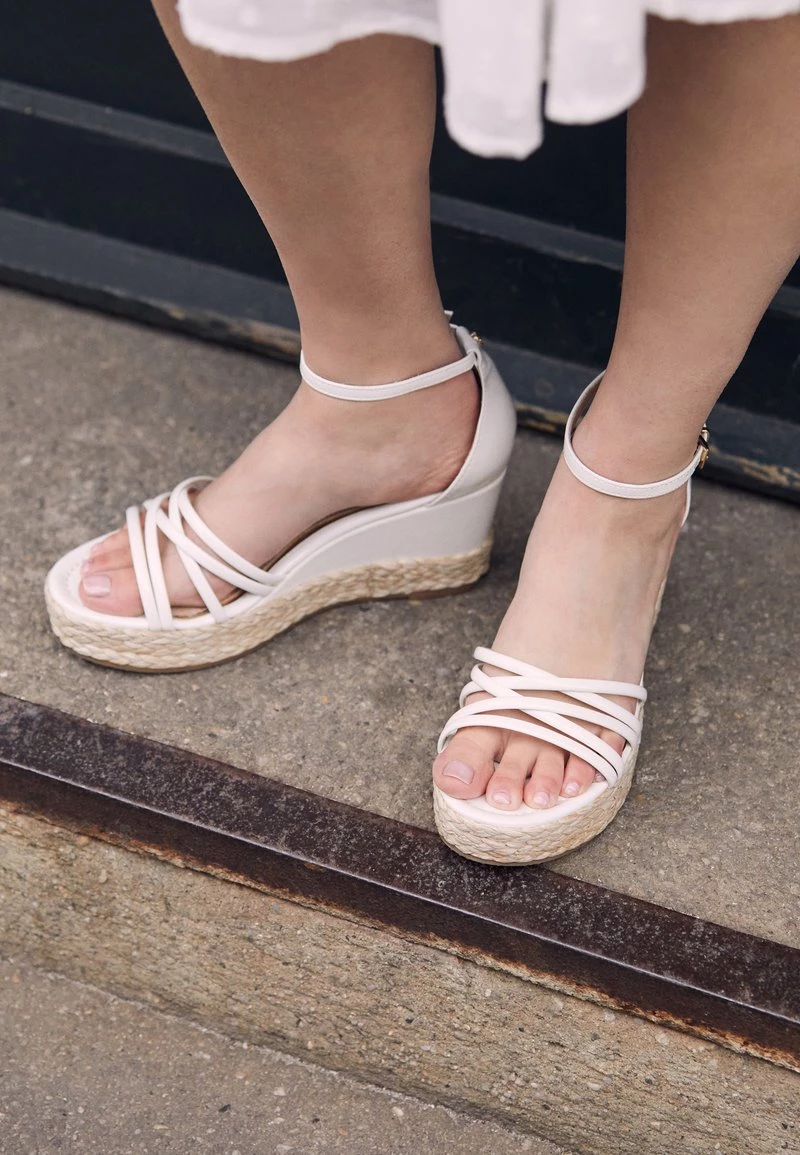 Marco Tozzi BY GUIDO MARIA KRETSCHMER Sandales à Talons Hauts White Femme 4 Marco Tozzi BY GUIDO MARIA KRETSCHMER Sandales à Talons Hauts White Femme – Image 4