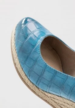 Marco Tozzi Escarpins Compensés Light Blue Femme -Marco Tozzi Soldes Magasin d3d3ebeef8ba45eeabb7a8b4148289f6