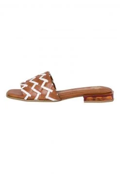Marco Tozzi BY GUIDO MARIA KRETSCHMER Mules Cognac Comb Femme
