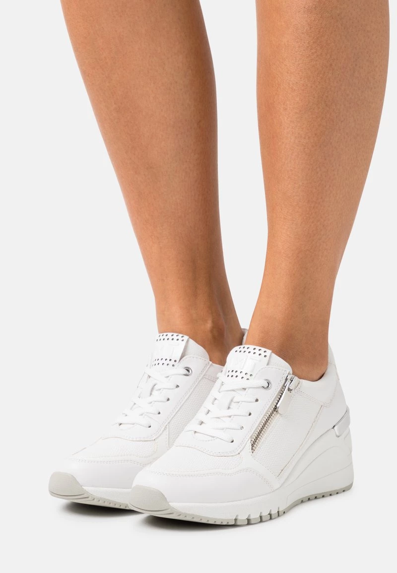 Marco Tozzi Baskets Basses White Femme 1 Marco Tozzi Baskets Basses White Femme