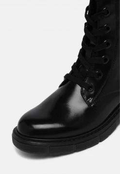 Marco Tozzi Femme Bottines à Plateau Black -Marco Tozzi Soldes Magasin ec5c39b9be8d470c9df19d340c95dd10