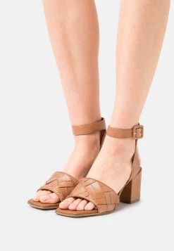 Marco Tozzi BY GUIDO MARIA KRETSCHMER Sandales Cognac Femme