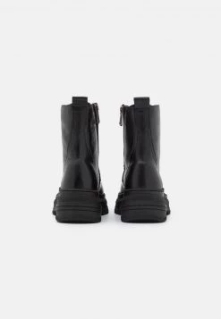 Marco Tozzi Femme Bottines à Plateau Black -Marco Tozzi Soldes Magasin 06f5d10df45f4c59af887a141f40ed98
