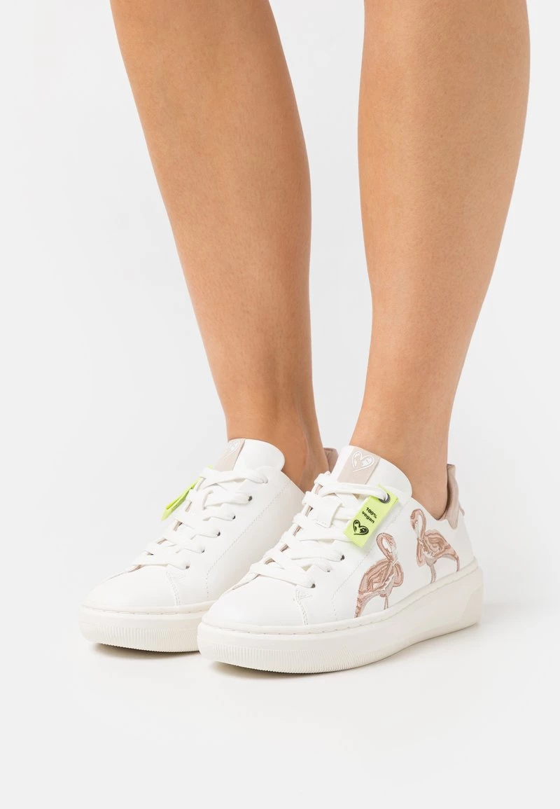 Marco Tozzi Baskets Basses White Femme 1 Marco Tozzi Baskets Basses White Femme