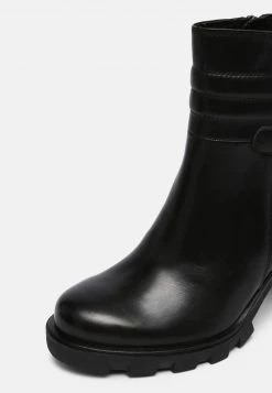 Marco Tozzi Femme BY GUIDO MARIA KRETSCHMER Bottines Black 15 Marco Tozzi Femme BY GUIDO MARIA KRETSCHMER Bottines Black -Marco Tozzi Soldes Magasin 39f117f0c9cf4f9faf7281e217ef6f1e