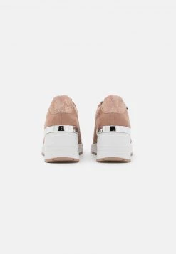 Marco Tozzi Baskets Basses Nude Femme -Marco Tozzi Soldes Magasin 4d46ee901a984a6884e71d465d828131