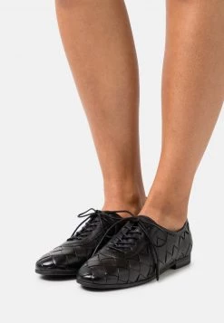 Marco Tozzi Derbies Black Antic Femme