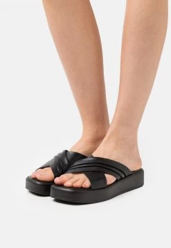 Marco Tozzi Mules Black Femme