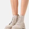 Marco Tozzi Femme Bottines à Lacets Sand